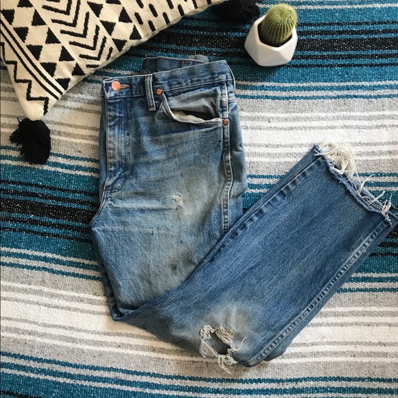 Wrangler Denim - Distressed Wrangler Jeans